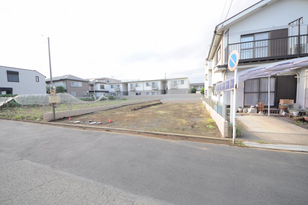 Local appearance photo. Local (10 May 2013) Shooting