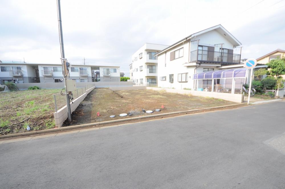 Local appearance photo. Local (10 May 2013) Shooting