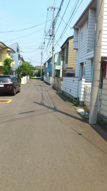 Local photos, including front road. Frontal road