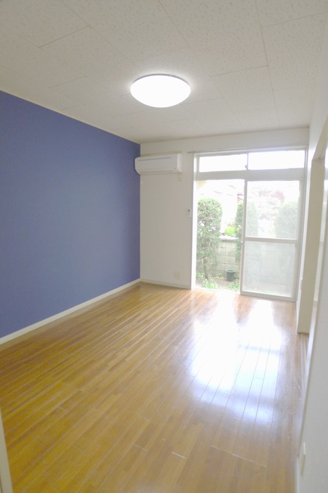 Living and room