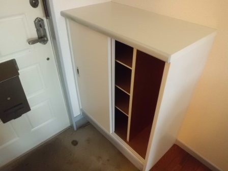 Entrance. Entrance around is also clean with a shoebox.