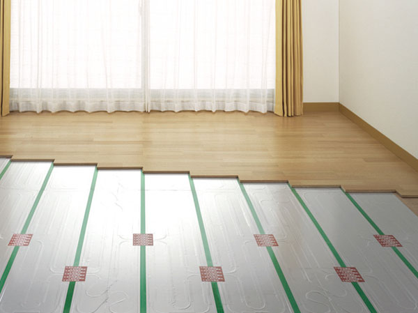 Other.  [Floor heating] living ・ The dining, Adopt a floor heating. It is a heating system to warm the comfortably interior from the ground by using a hot water. (Same specifications)