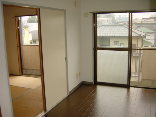 Living and room