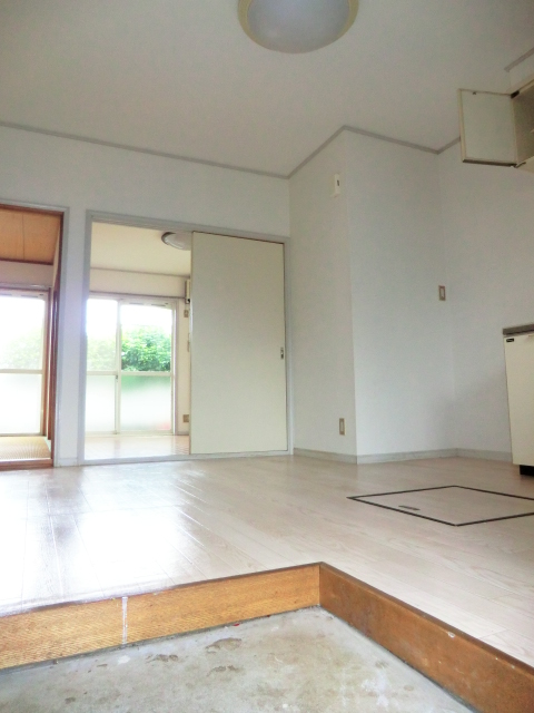 Living and room