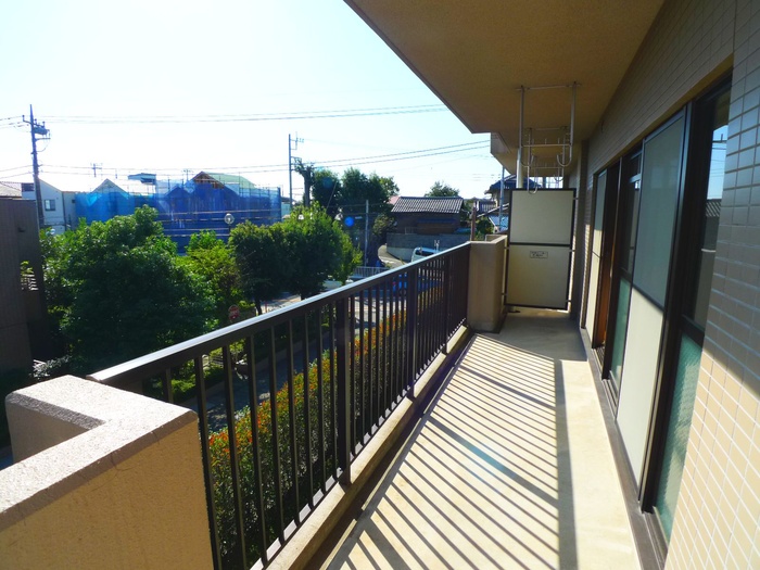 Balcony. Spread of balcony