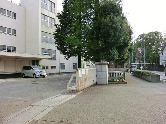 Junior high school. Tokorozawa Municipal Tomioka until junior high school 560m