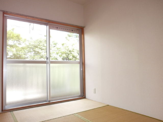 Other room space