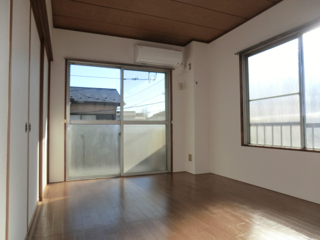 Living and room