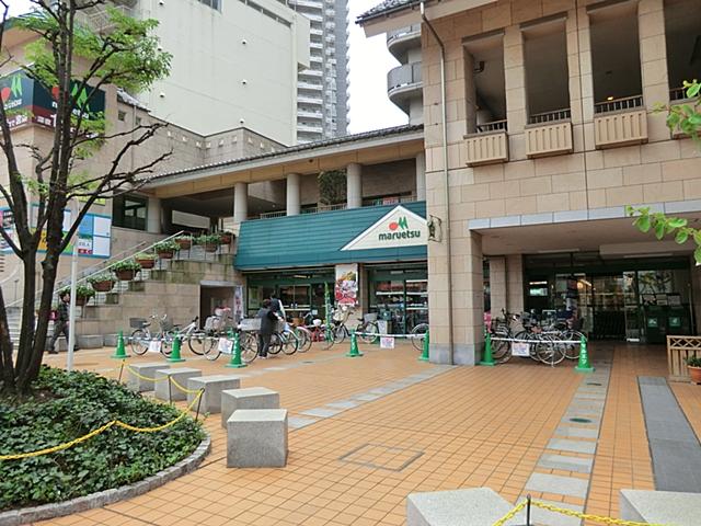 Supermarket. Maruetsu Tokorozawa Miyuki-cho, 150m to the store