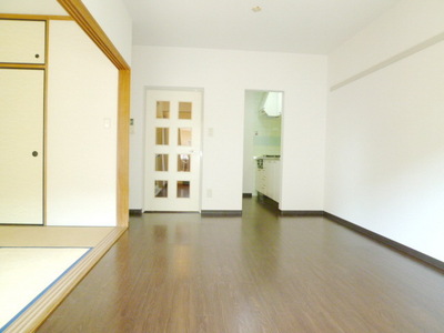 Living and room. Open living
