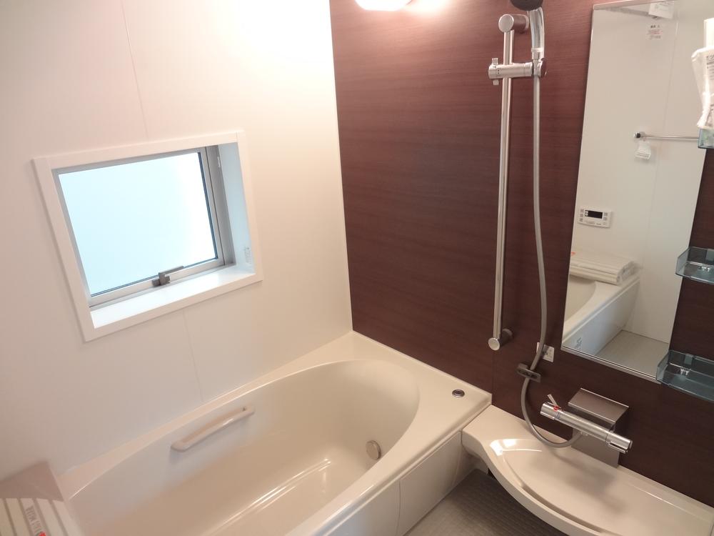 Same specifications photo (bathroom). Same specifications