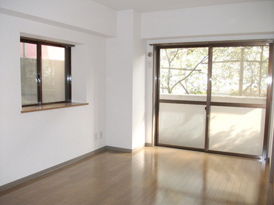 Other room space. A bright room