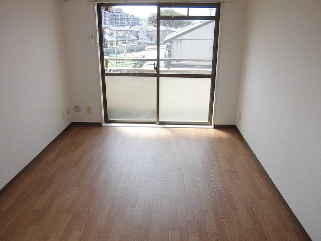 Living and room.  ☆ Other, Room photo ☆ In fact the different ☆