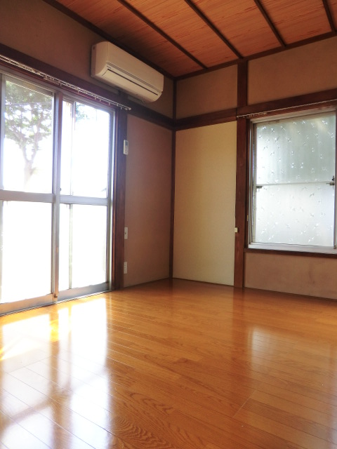 Living and room
