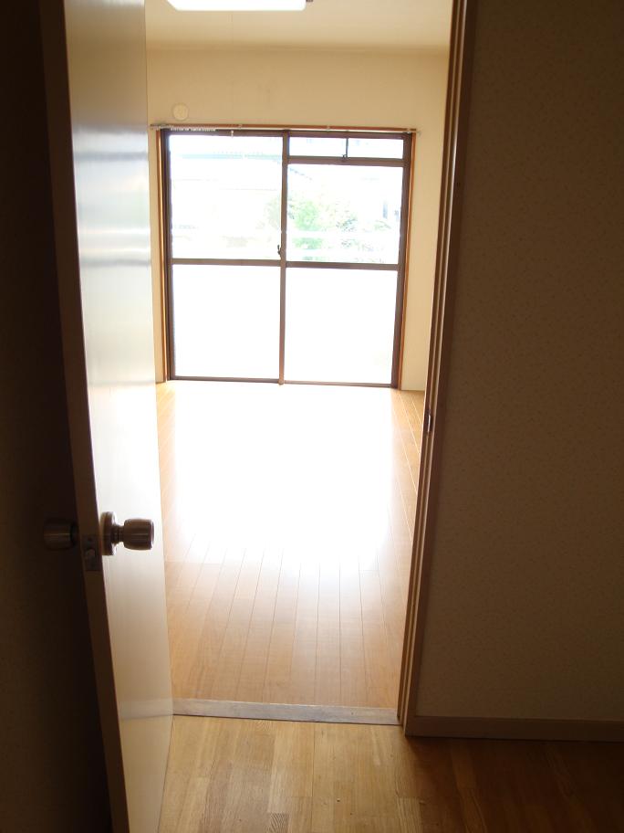 Living and room. ※ Photo, 204, Room