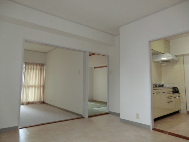 Living and room