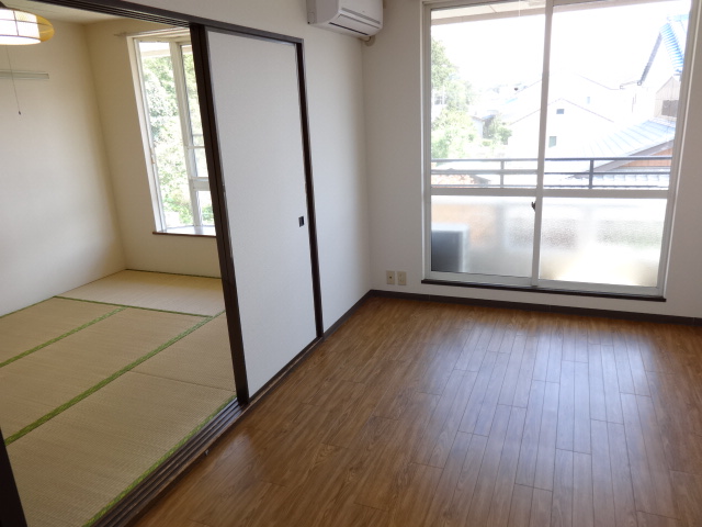 Living and room