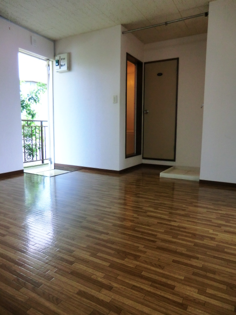 Living and room