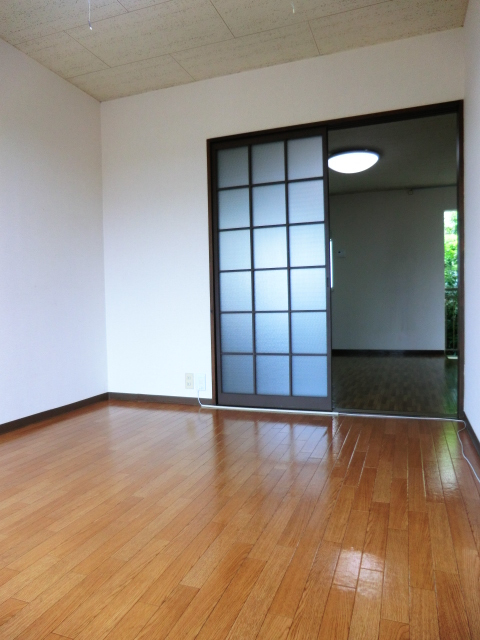 Living and room