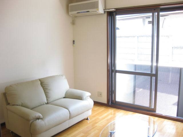 Living and room