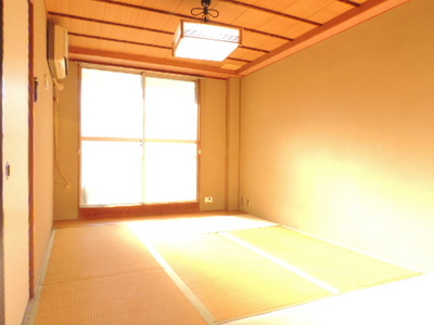 Living and room. Japanese-style room 6 quires