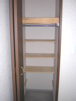 Receipt. Western-style housing