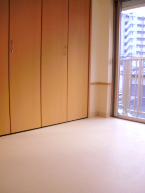 Living and room. A bright room
