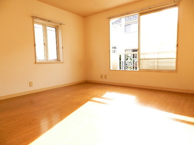 Living and room. Western-style 8 pledge