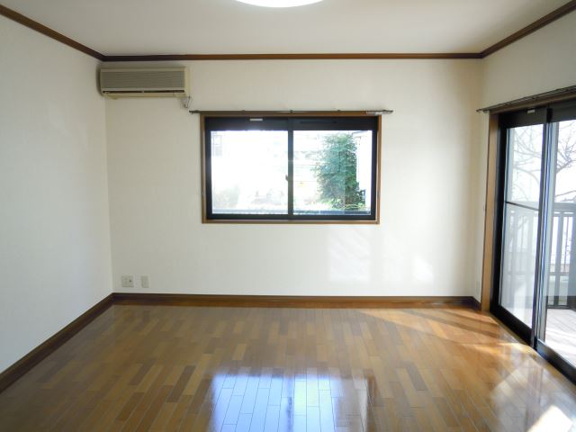 Living and room