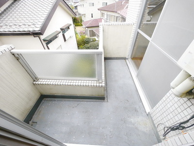 Balcony. L is shaped balcony