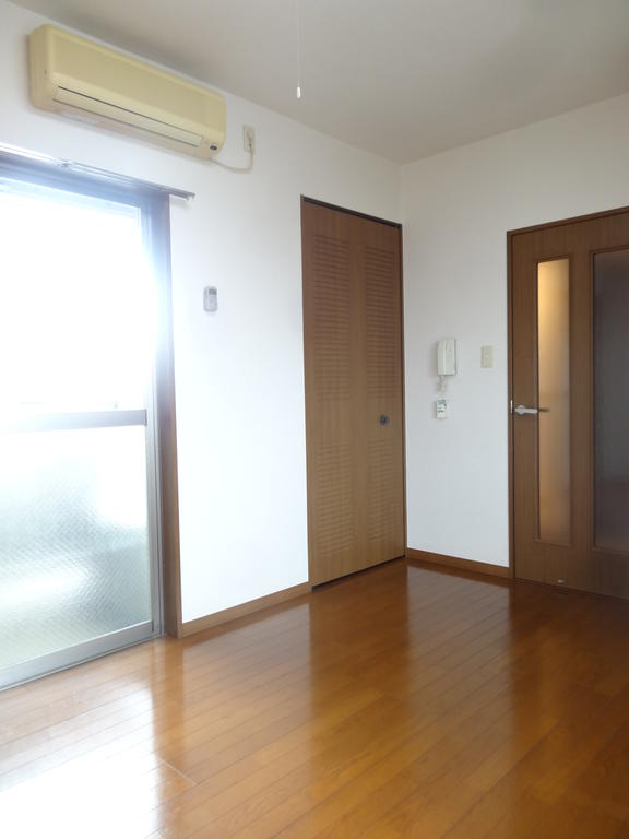 Living and room. Air conditioning, With lighting equipment