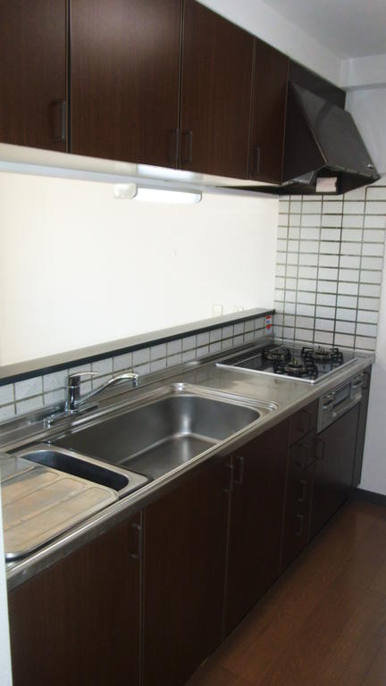 Kitchen. 3-neck system Kitchen