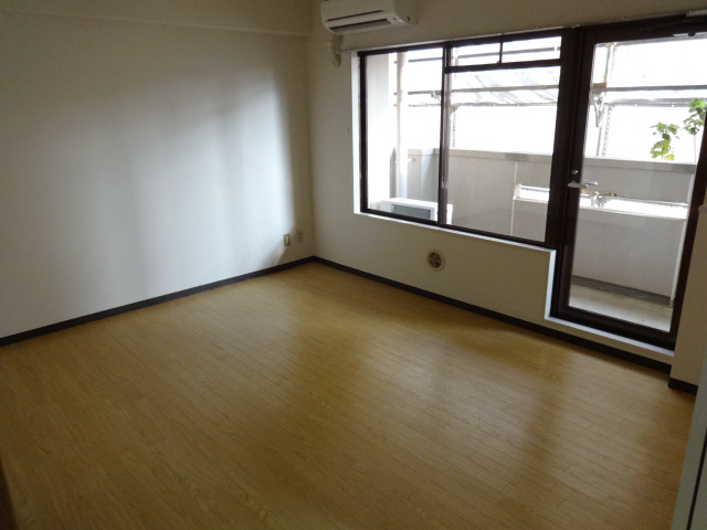 Other room space