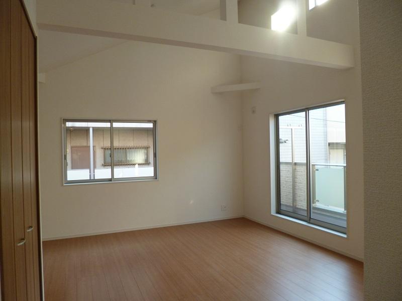 Living. Local (December 2, 2018) Shooting