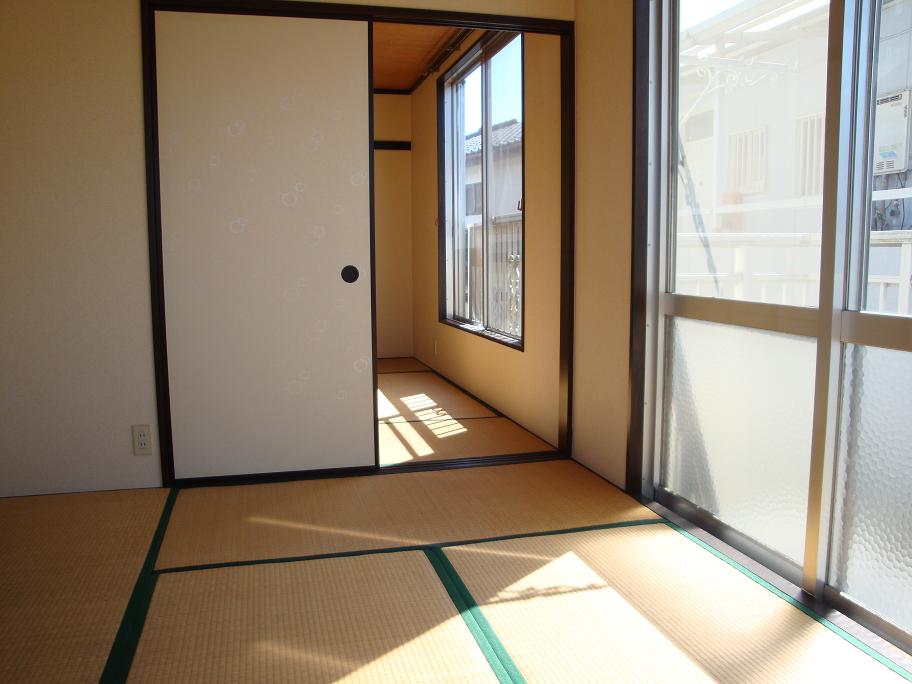 Living and room