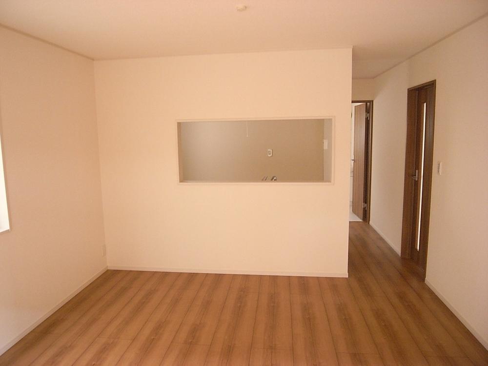 Same specifications photos (living). Same specifications