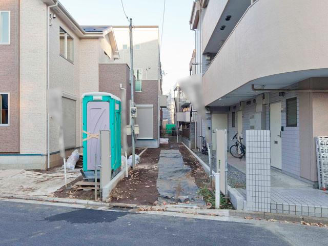 Local appearance photo. Local (11 May 2013) Shooting