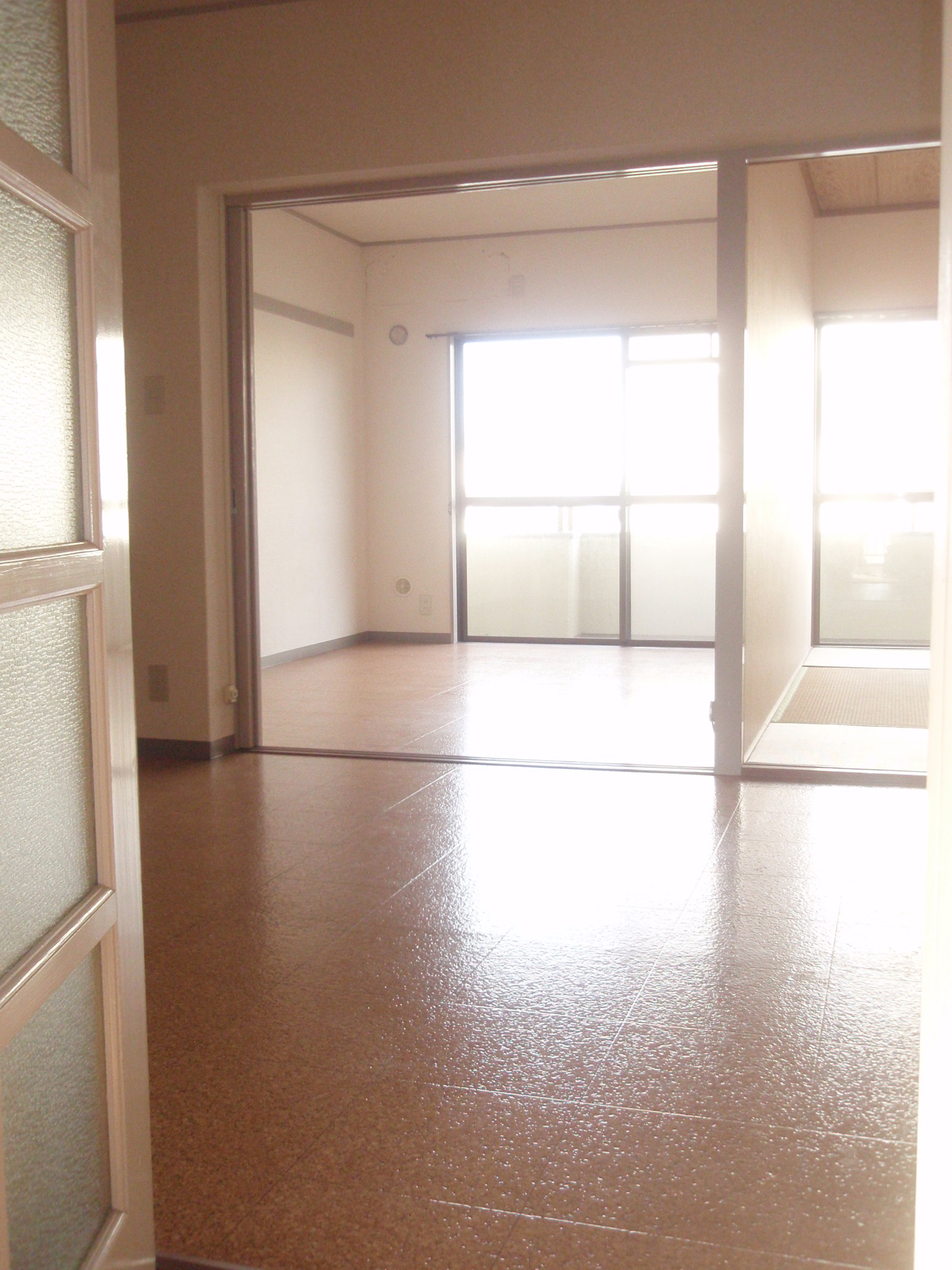 Living and room. A bright room