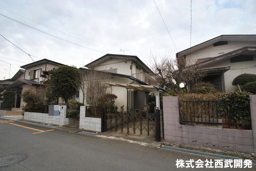Local appearance photo