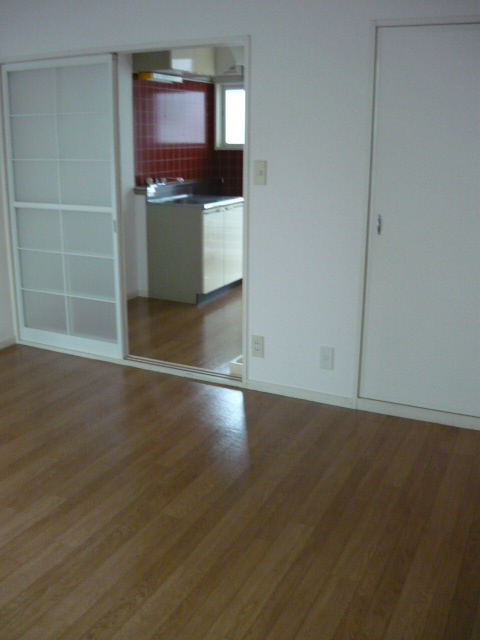 Other room space. Kitchen direction from Western-style