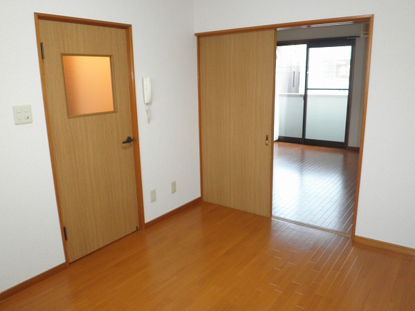 Living and room