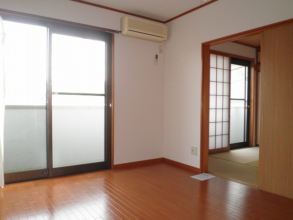Living and room