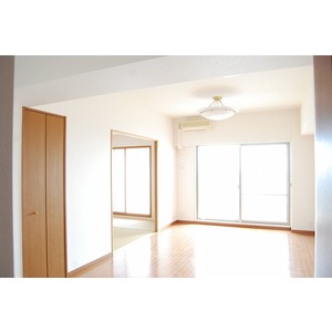 Living and room. Living-dining