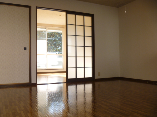 Living and room