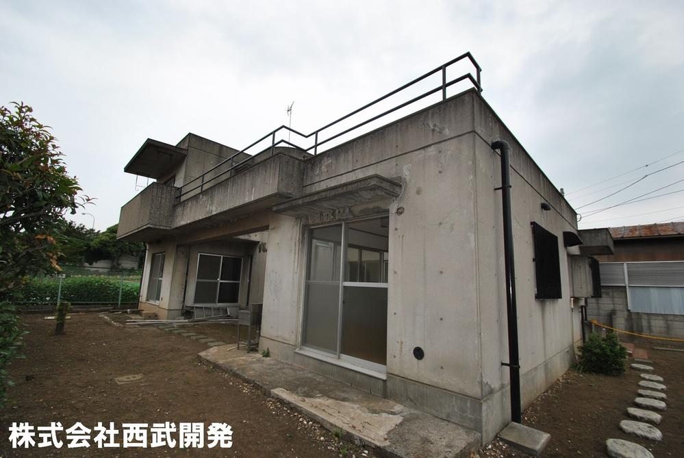 Local appearance photo