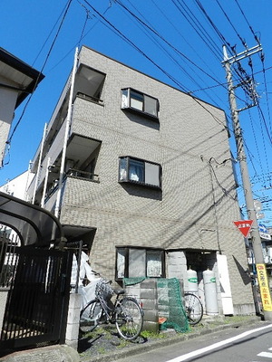 Building appearance. Tiled