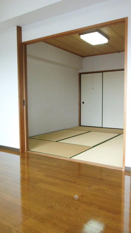 Other room space. Japanese-style space