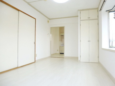 Other room space. Western style room