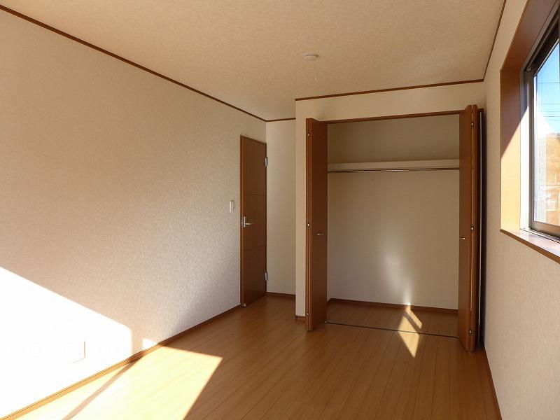 Non-living room. Local (November 29, 2013) Shooting