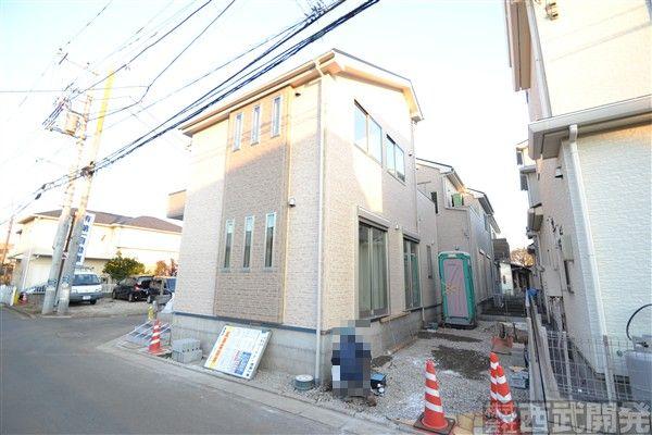 Local photos, including front road